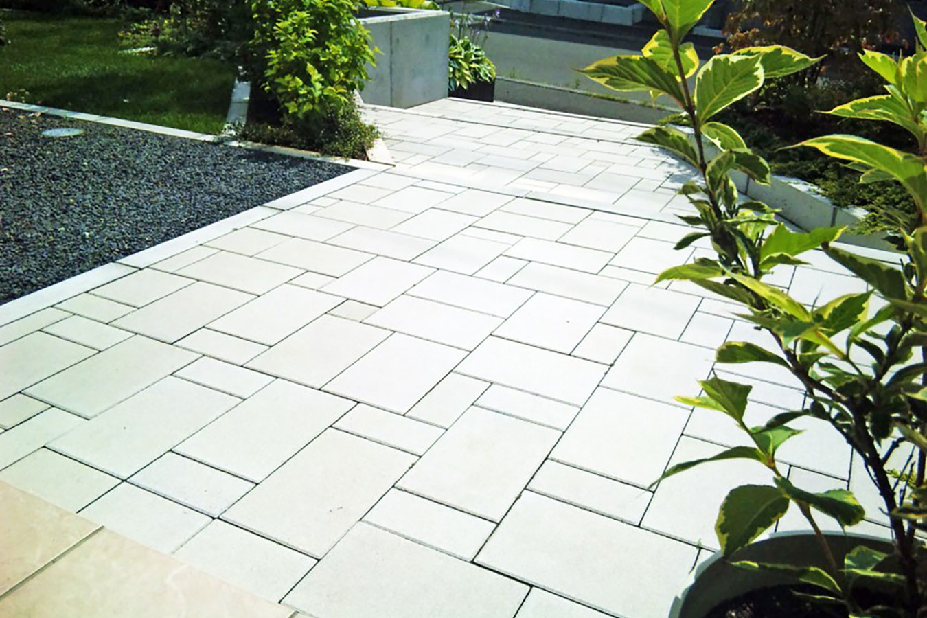 舗装・ストーン